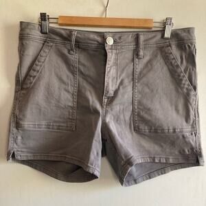 7 For All Mankind Utility Shorts Womens Sz 12 Taupe Canvas Cargo Casual Stretch